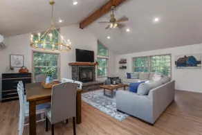 Riverfront Sauna, Hot Tub, Arcade Game Room, Pets - Image 4
