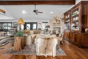 Pool, Porch & Stunning Views: Spacious Texas Home! - Image 2