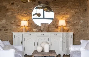 The Louis Aragon Cottage Exceptional Elegance - Image 3