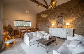 The Louis Aragon Cottage Exceptional Elegance - Image 2