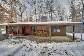 Pet-Friendly Irons Cottage w/ Fire Pit & Fireplace - Image 3