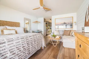 Chic Oceanfront Escape-Boutique Studio-Noelani 219-Cold AC-Amazing Ocean View - Image 5