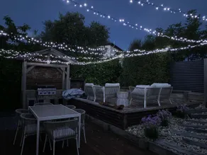 Lovely 3-Bed with Alfresco Dining in Prime Suburb - Image 5