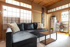 Yoyogi Apartment 2 rooms - classic charm - Image 2