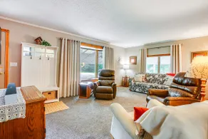 Cozy Michigan Retreat Near Sleeping Bear Dunes - Image 5