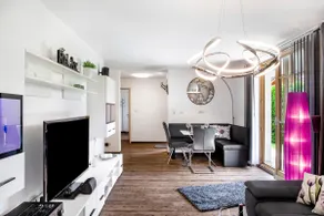 Moser's vacation home on the sunny slope - Image 3