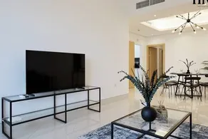 Beautiful 2 Bed in Al Warqa - Image 3
