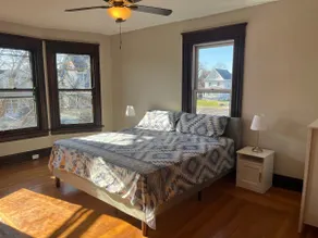Cleneay #2, Private 3 Bed near Xavier & Downton - Image 4