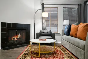 Beautiful 2BD/2BA in University Hills 0140 - Image 3