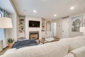 Bright Helen Cottage: Walk to Town! - Image 4