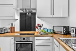 17 At The Beach, Torcross - Image 5
