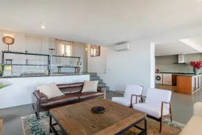 Almela's - Image 5