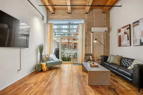 2-Flr Historic Loft: Elevator, Patio, UG Park, AC - Image 2