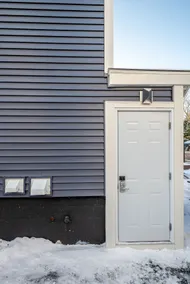 Private Basement Suite - Image 3