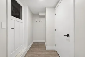 Private Basement Suite - Image 4