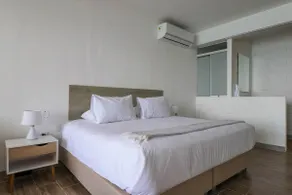 Astonishing 2BR with Spectacular Ocean View - Image 4