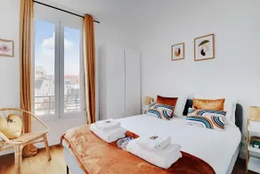 Cozy Apartment 2Bdr-4P - in the Heart of Suresnes - Image 2