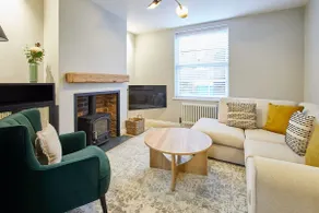 Host & Stay - Penny Farthing Cottage - Image 2