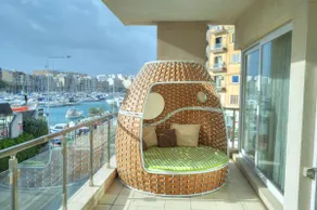 Spacious Seafront 3bedrooms, sea view balcony GOTAX-1 - Image 2