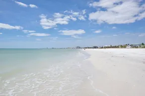 Lone Palm Retreat by Sun Palace Vacations - Image 3