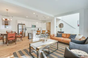 Charming Charlotte Townhome: 6 Mi to Downtown! - Image 5