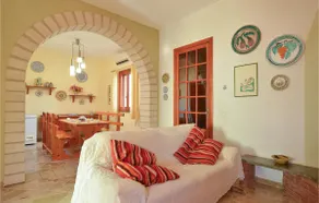 3 bedroom lovely home in San Giorgio - Image 4