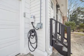 Cozy Kennesaw Apartment Close to KSU with EV Plug In - Image 5