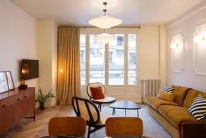 Eiffel view AC. Feydeau Terrace Habitat Parisien - Image 2