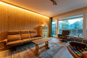 BaseCamp - Renovated apartment with sunny balcony by Heiti Gstaad - Image 4