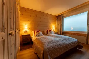 BaseCamp - Renovated apartment with sunny balcony by Heiti Gstaad - Image 2