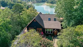 Secluded Lakefront| Dock| Hot tub| Mtn View| Games - Image 2
