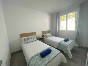 Villa Dedalos - Spacious luxury Villa with heated pool in Puerto Calero - Image 3