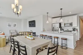 Downtown 4BD with Pool & Hot Tub - Image 4