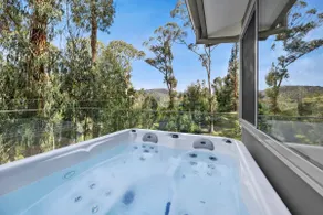 Sky High House - private and stunning location - Image 3