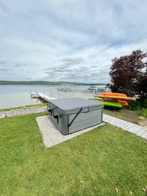Escape at the Lake: Hot tub on Lake Charlevoix - Image 2