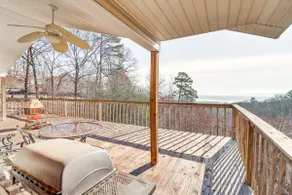 Edgemont Home w Deck & BBQ Grill: 2 Mi to Lake - Image 2