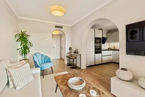 Classic One-Bedroom Apartment - Image 2