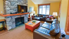 Pinnacle Ridge Chalets by Fernie Lodging Co - Image 3
