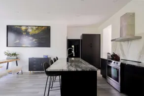 Luxe 4BR with Infrared Saun, Near Slopes and Downtown - Image 3