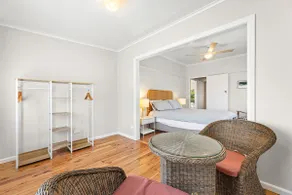 Location, Location ! Light House Cottage Narooma - Image 4