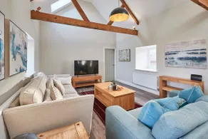Host & Stay | The Loft - Image 2