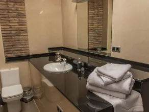 Plaza Apartments, Duplex apartment with terrace... - Image 3
