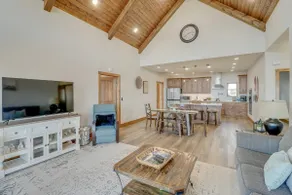 Spacious Harrison Vacation Rental w/ Deck & Views! - Image 4