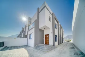 Best Offer Upscale 4BR Villa w/ Pool & Maid's Room - Image 2