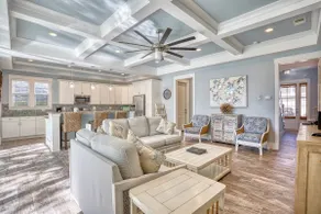 Hello Sunshine Luxury Beach Home in N.Beach Resort - Image 2