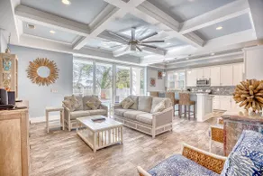 Hello Sunshine Luxury Beach Home in N.Beach Resort - Image 3
