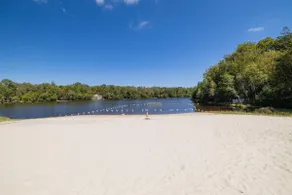 Dog Friendly Poconos Chalet, Hot Tub, Beach & Lake - Image 5