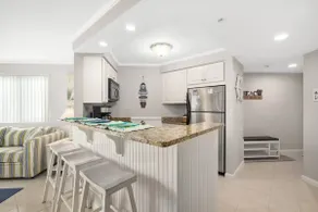 Cozy Makai Condo | Pool + Short Walk to Beach - Image 4