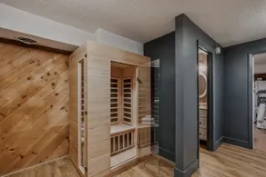 Twin Peaks Saltbox with Sauna, Pet-Friendly - Image 3