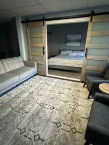 Peninsula Point | Waterfront Suite on White Lake - Image 2
